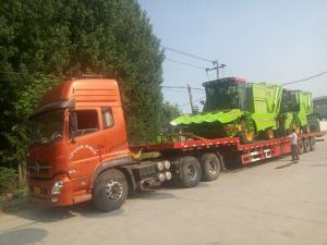  三江市(shi)的(de)客户订购的穗茎兼收玉米收获(huo)机