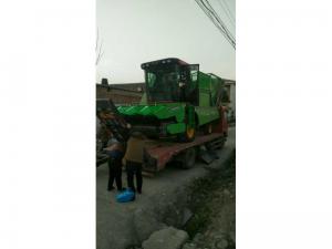 三河(he)订购2台穗茎兼收玉米收(shou)获机