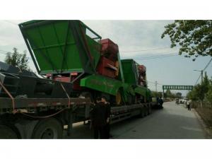 山西发货四台穗茎兼收玉米收获机(ji)